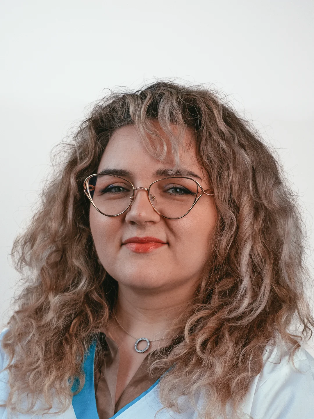 Dr. Gál Tímea