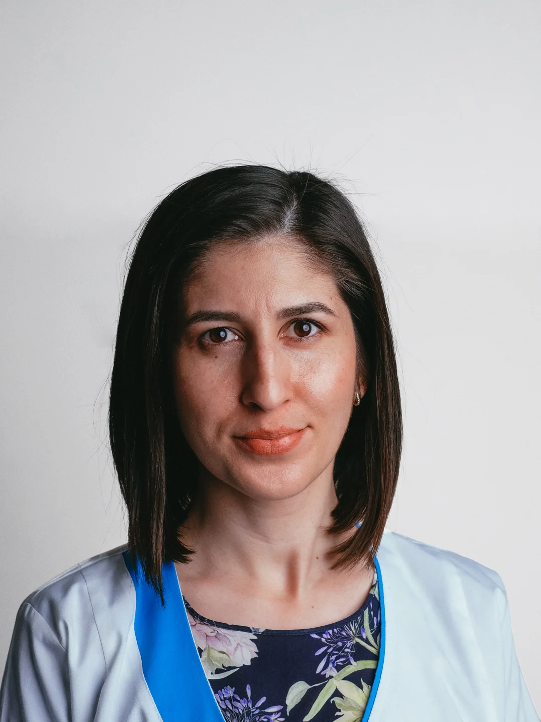 Dr. Kinda Erika-Izolda