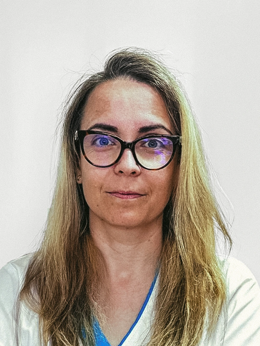 Dr. Molnár Cludia